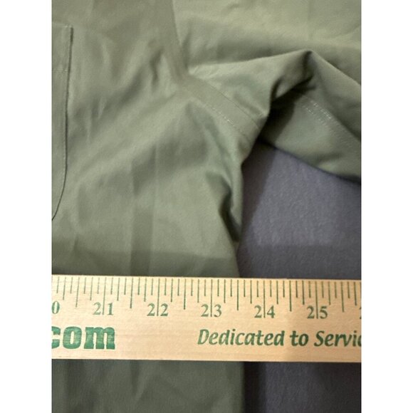 L.L.Bean Mens Wrinkle Resistant Short Sleeve Button-Up Shirt L Green - Picture 3 of 5